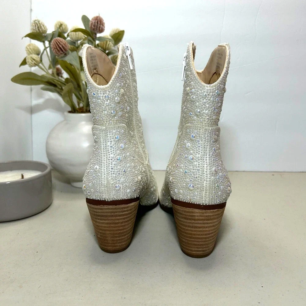 Betsey Johnson SB-Diva Pearl Short Boot Western Cowgirl Women 8 NWB Bridal - Picture 4 of 13